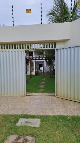 Casa Duplex com Piscina no Abais
