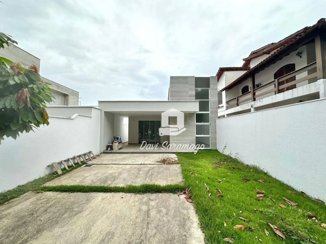 Casa Com 3 Quartos à Venda no Engenho do Mato - Niterói/RJ