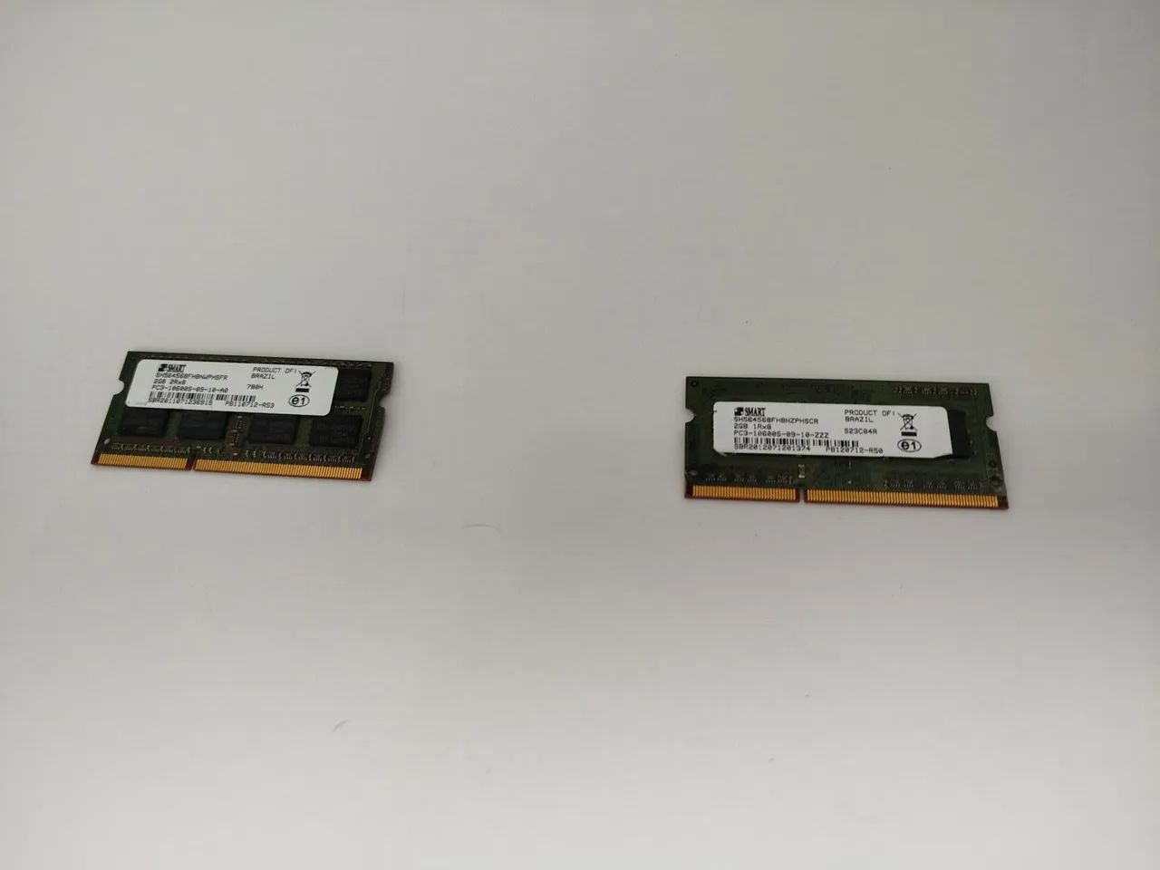 2x Memória RAM p/ Notebook 2GB DDR3 Smart 10600S  (Total 4GB) 