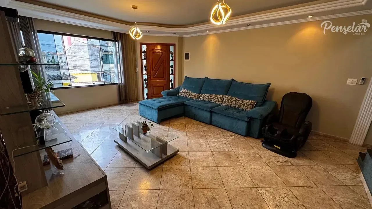 Santo André - Sobrado a venda 3 Suítes 4 Vagas Área Gourmet e 366m² - Mobiliado