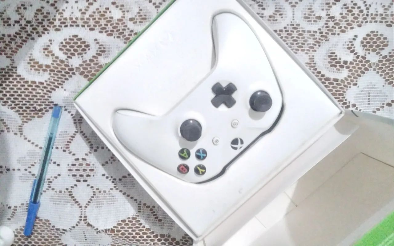 Controle Xbox One Sem Fio - Branco - Foto 2