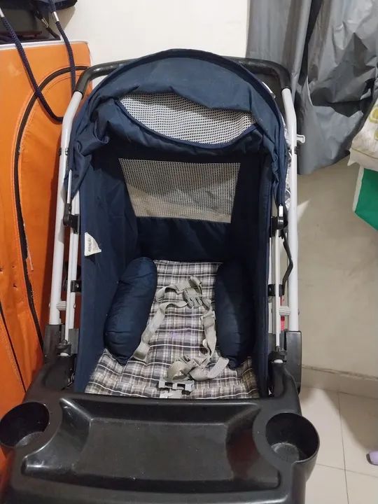Carrinho de Bebê - Azul - Usado - Foto 2