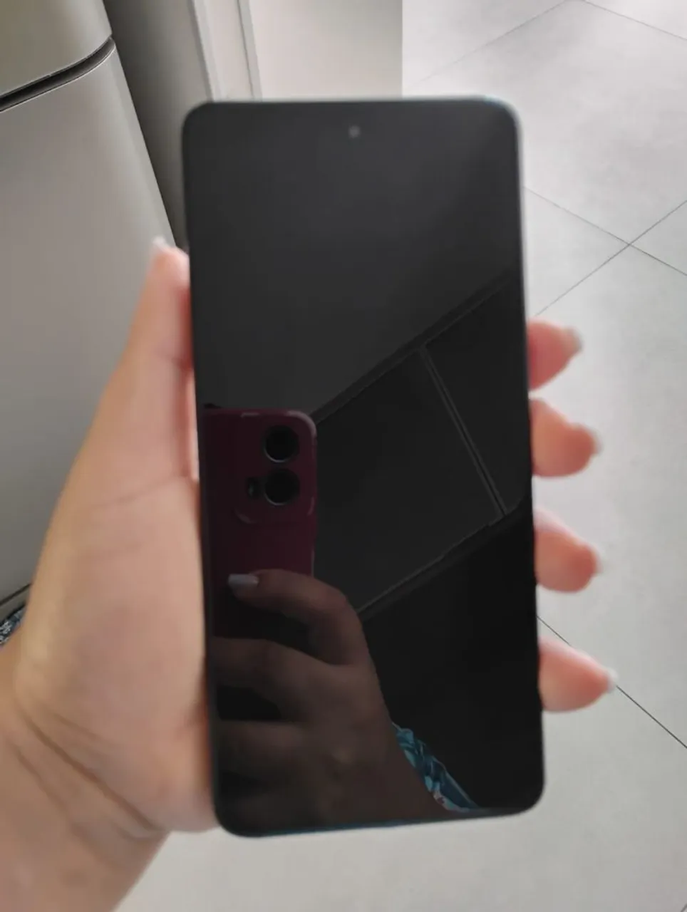 VENDO MOTO G84 5G COMPLETO COM BOTA FICAL ,SO VENDA .