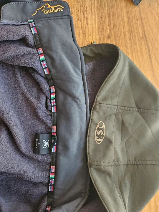 Jaqueta Corta-Vento Camping Gear Windbreaker Impermeável com Capuz Tamanho P - Foto 4