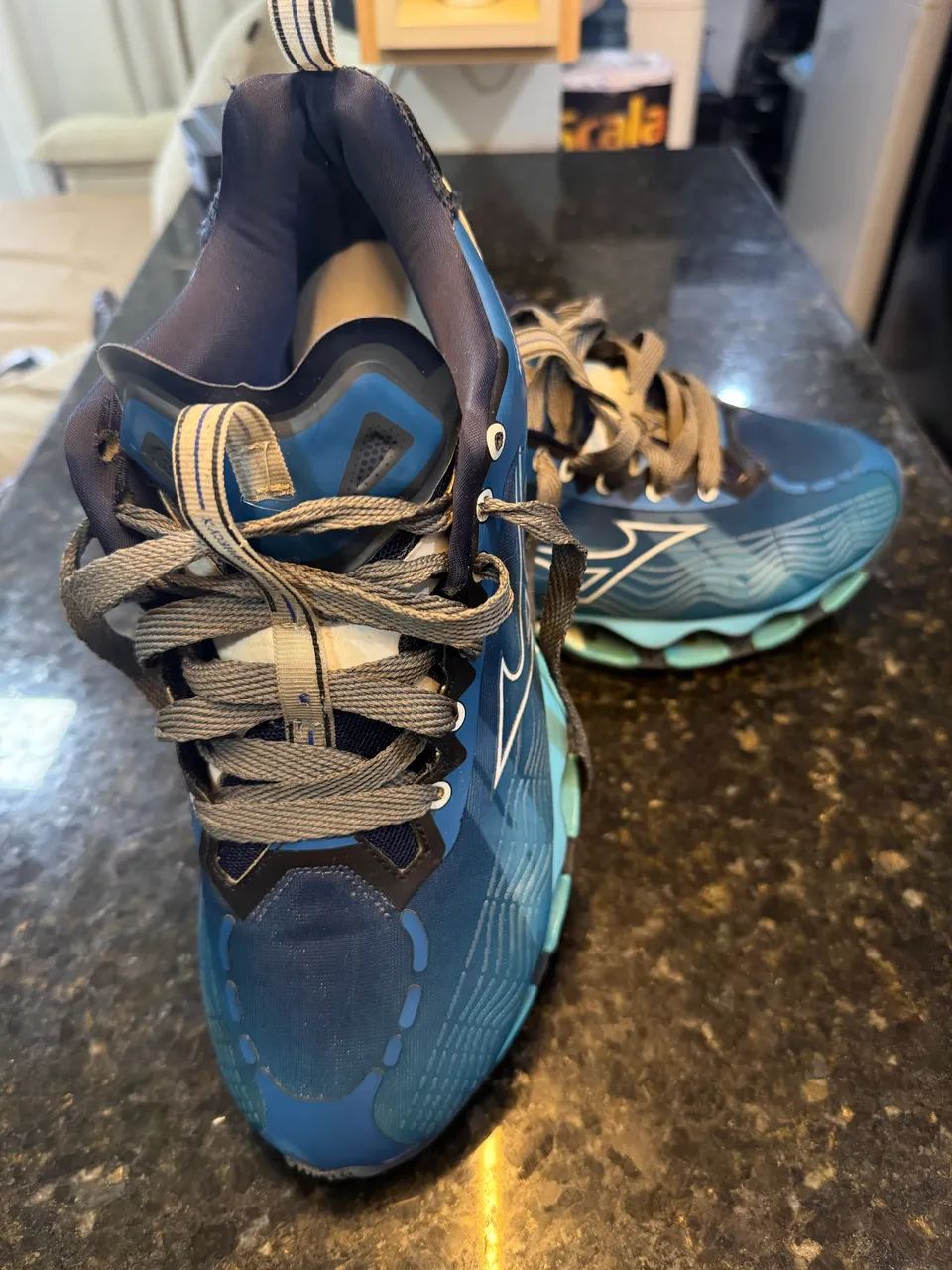 Tênis Asics, Fila e Mizuno - corrida e treino - Foto 2