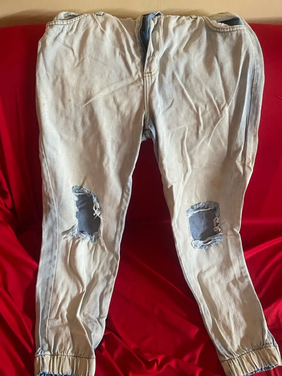 Calça Jeans Destroyed