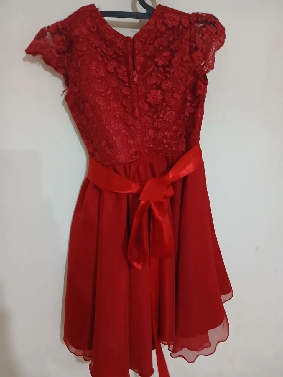Vestido de renda vermelho para menina - Foto 2