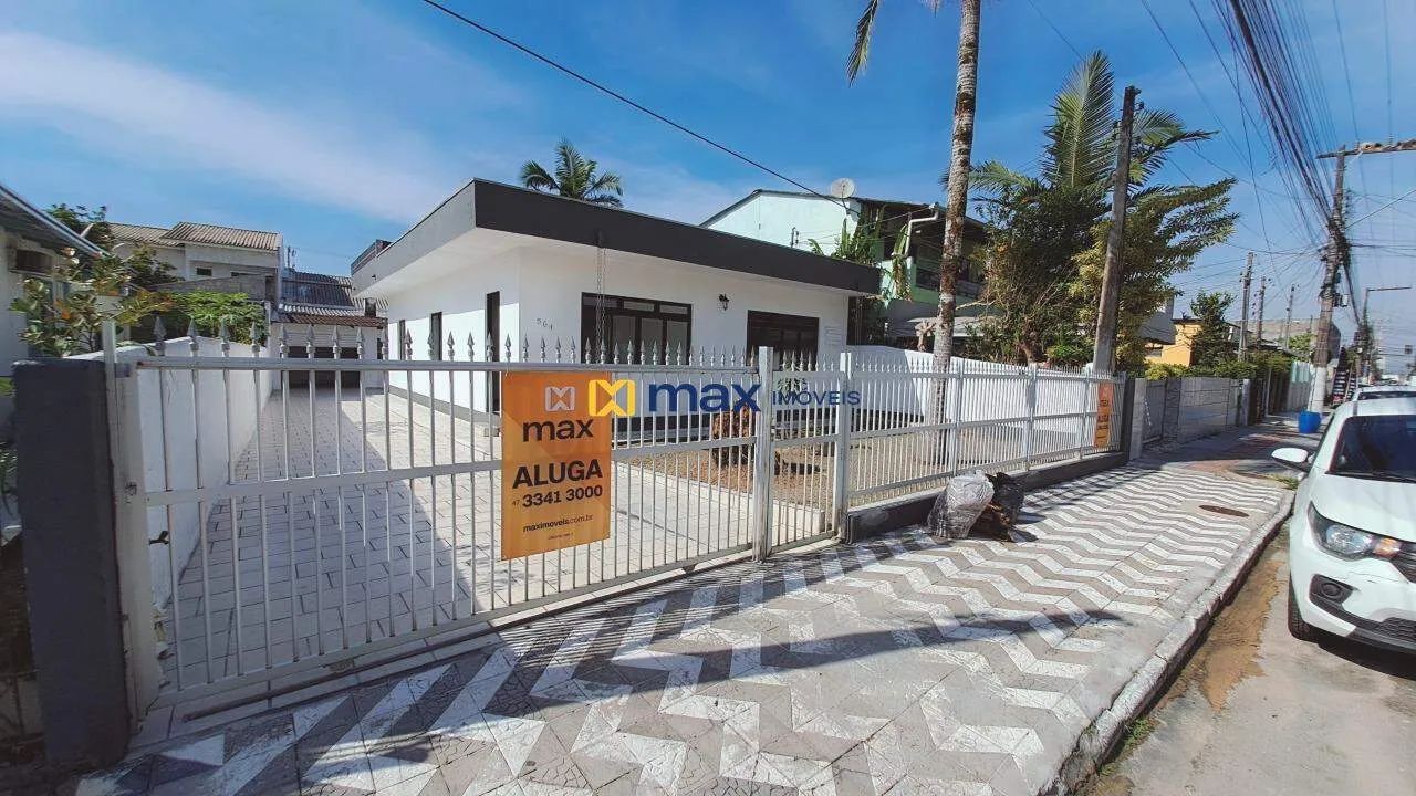 Casa, 3 dormitórios. Bairro: Cordeiros, Itajaí