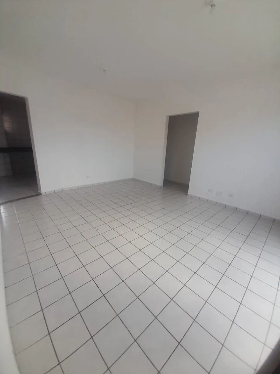 Aluga-se apartamento 3 quartos no GEISEL - excelente localização no bairro - Foto 3