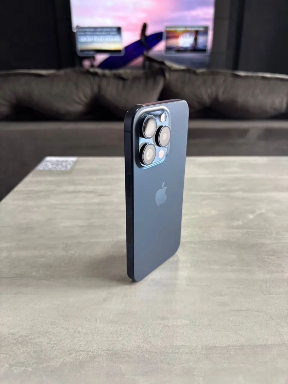 iPhone 15 Pro ブルー 128GB iPhone 15 Pro 128GB Titânio Azul Seminovo R$5.990,00