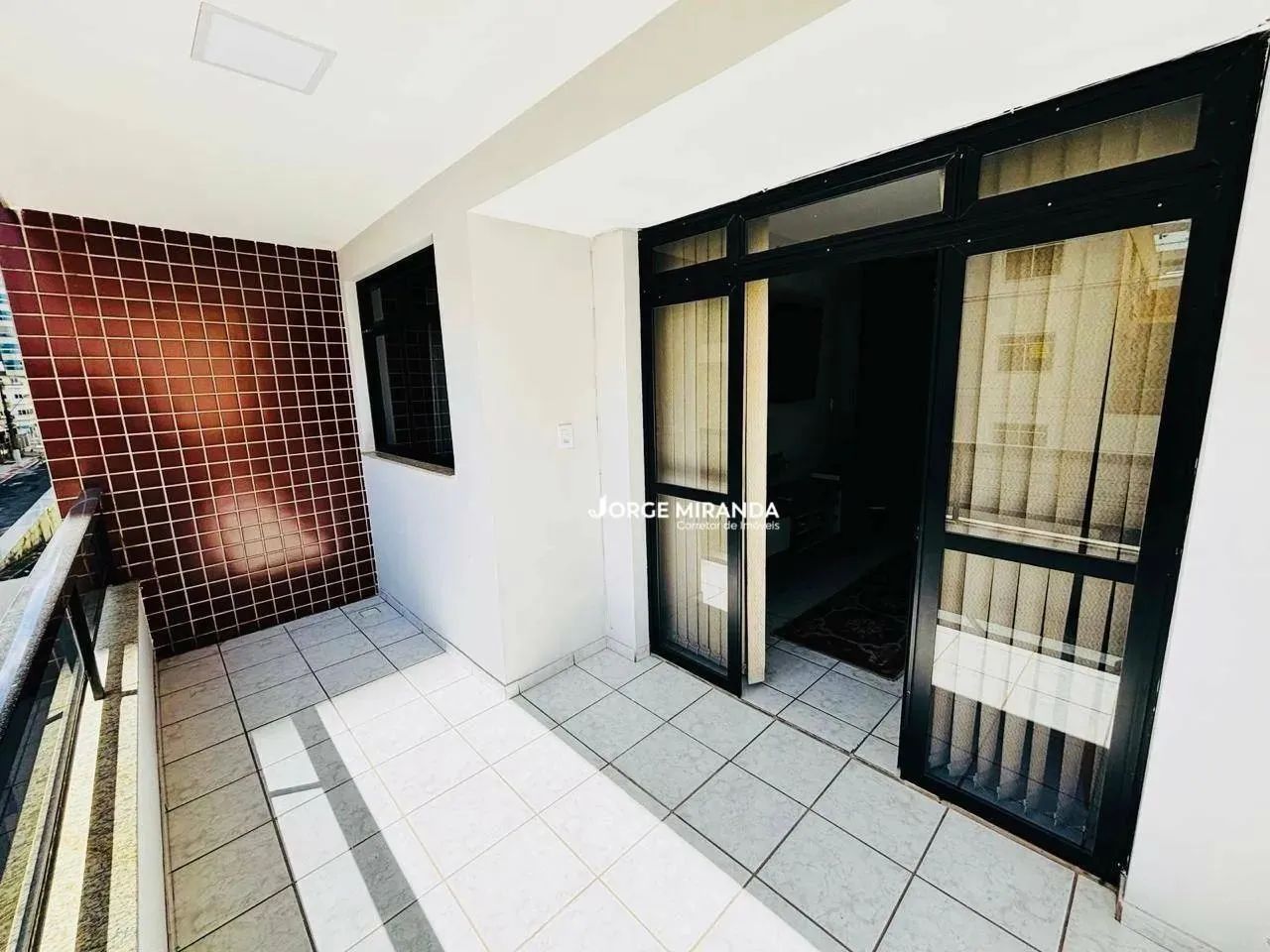 Apartamento com 3 dormitórios à venda, 125 m² por R$ 795.000,00 - Praia do Morro - Guarapa - Foto 2