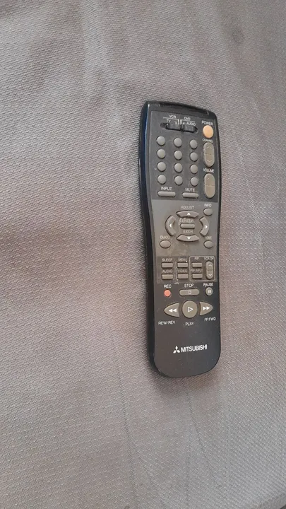Controle Remoto TV e vídeo cassete Mitsubishi
