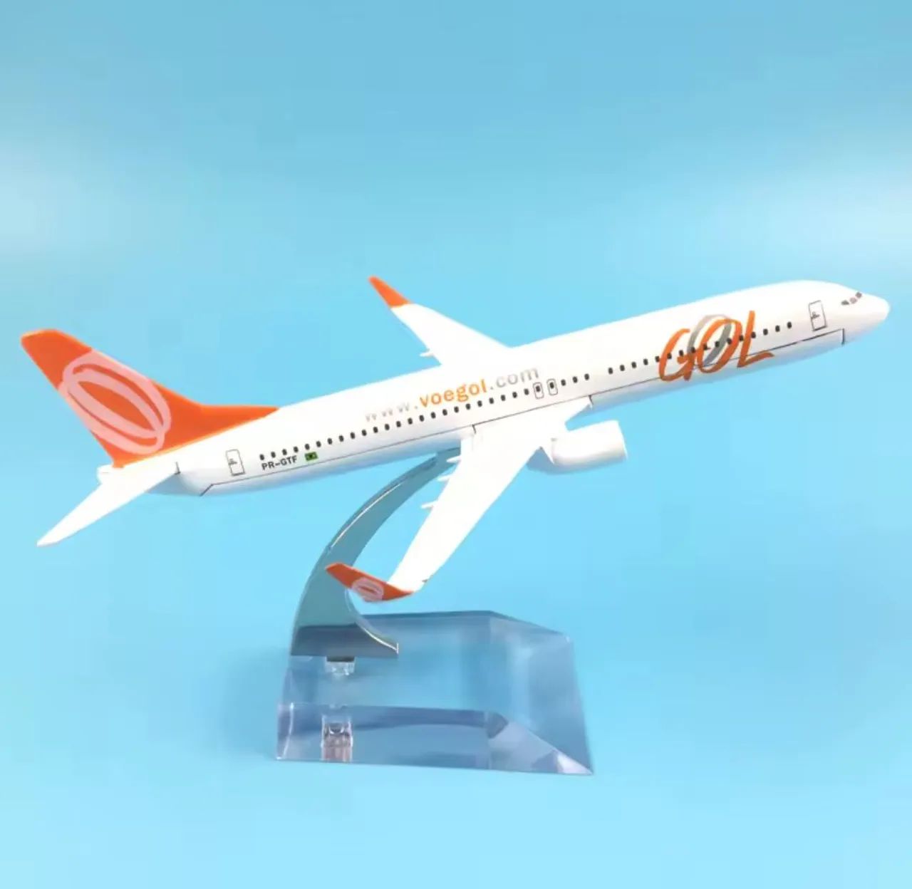 Miniatura de Avião GOL Boeing 737-800