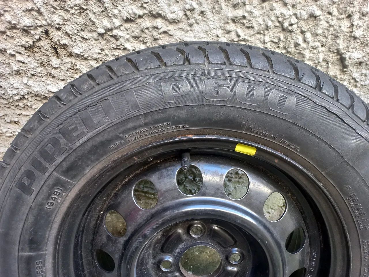 Pneu e roda aro 14 carros GM 4 furos 4/100 - Foto 3
