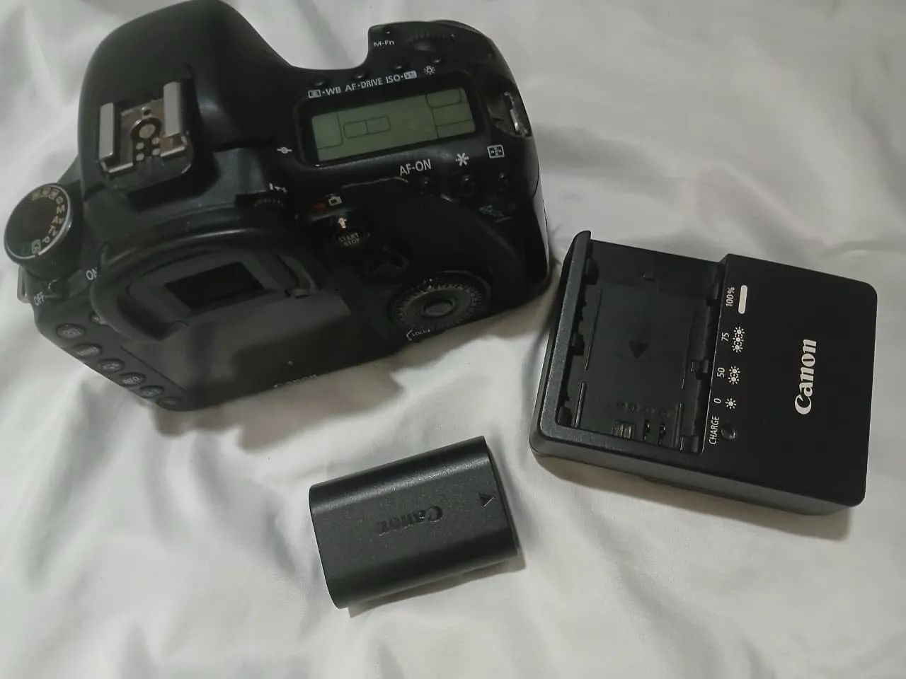 Câmera Canon EOS 7D DSLR - Foto 2