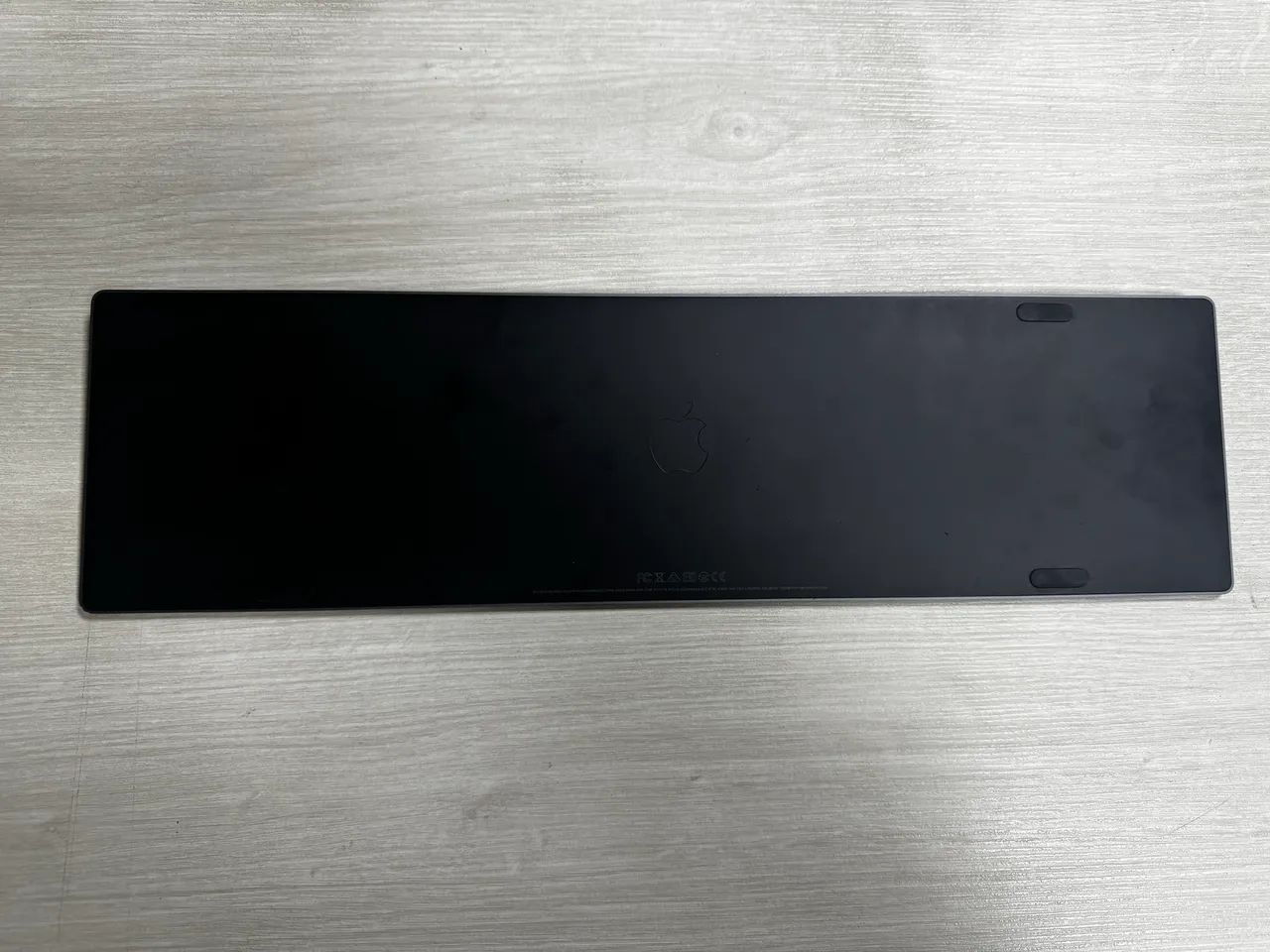 Teclado Magic Keyboard com Alfanumérico 64169972540419122