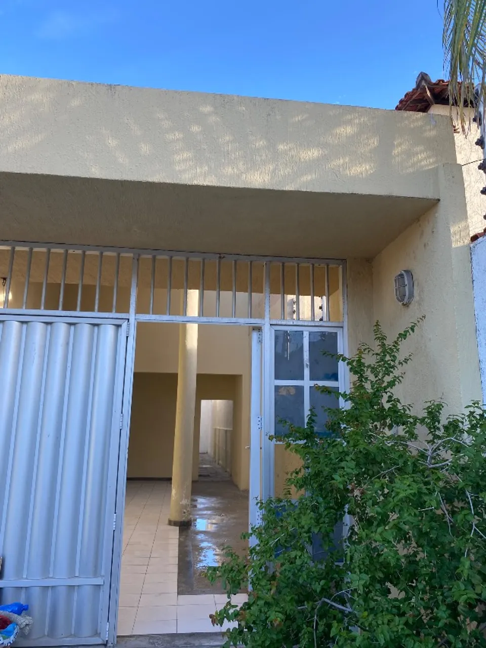 Casa próximo ao terminal da Atalaia