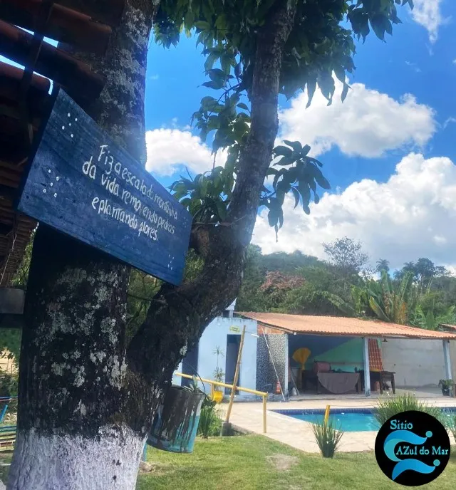 Casa com piscina e espaço gourmet - ideal para confraternizar