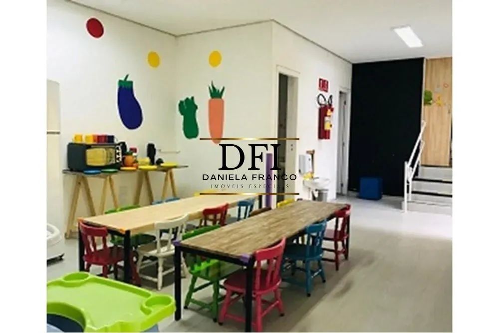 Edifício Comercial de 323.0m² no bairro Jardim Umuarama, com 7 banheiros e 4 vagas de gara