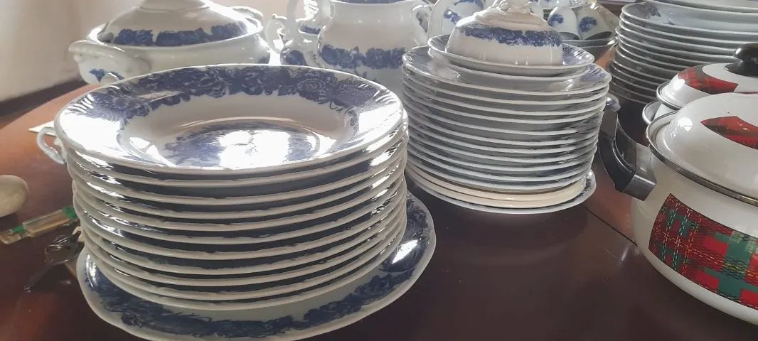 Vendo linda louça de porcelana - Foto 3