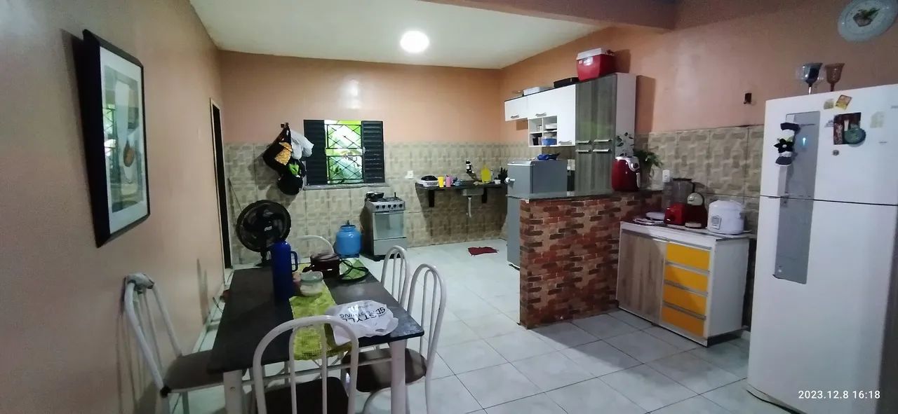 //Casa com 3 Qrts 2 apartamentos no Vila da Prata 