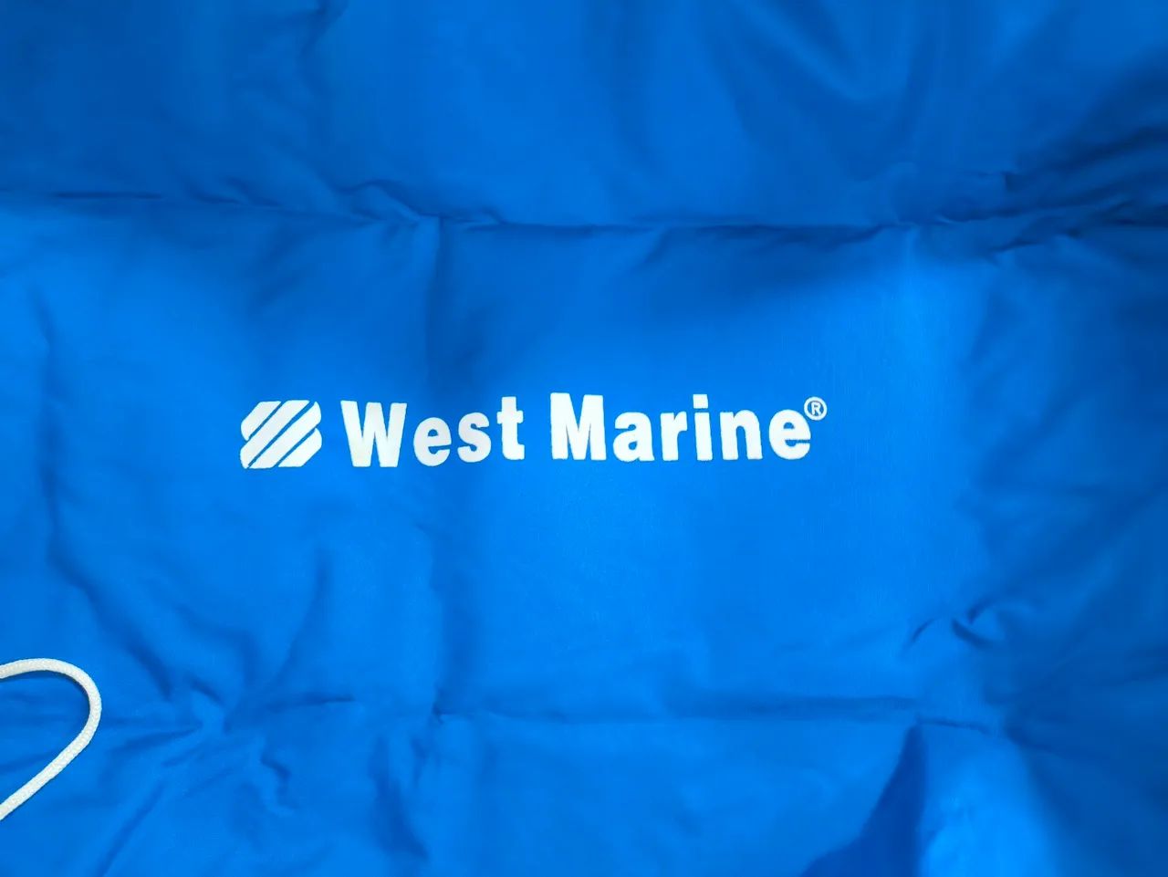 Capa churrasqueira nautica Magma, Azul marca West Marine NOVA - Foto 2