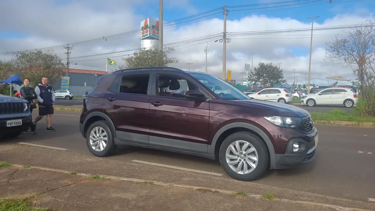 T CROSS AUTOMÁTICO IMPECÁVEL A VENDA