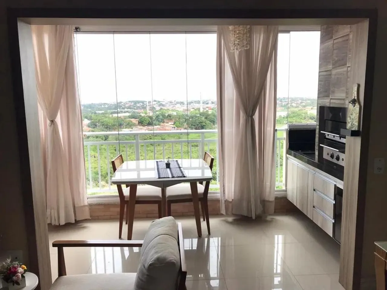 Alugo Excelente Apartamento no Turu com 3 quartos e semi-mobiliado.
