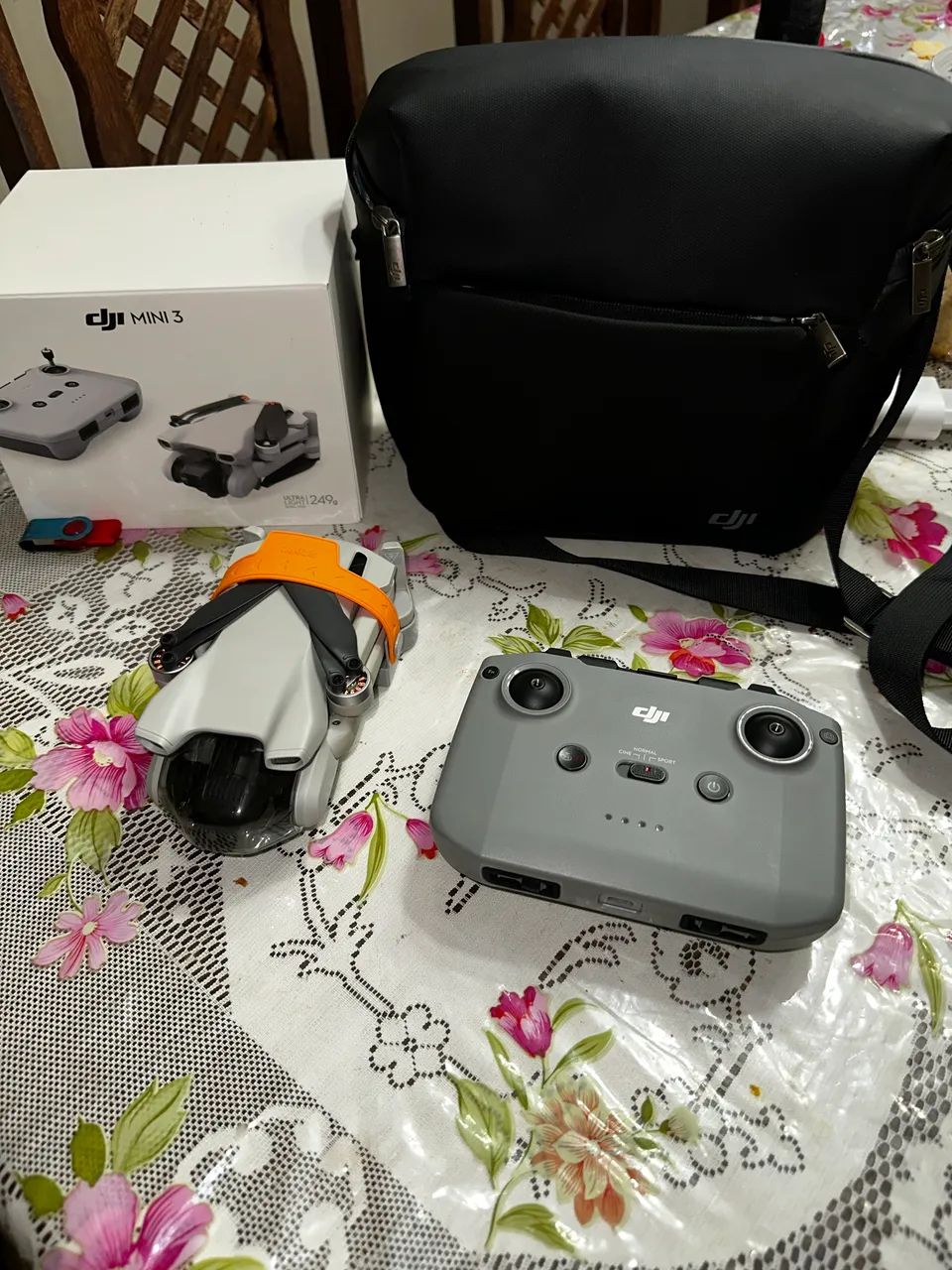 DJI Mini 3 + Acessórios 