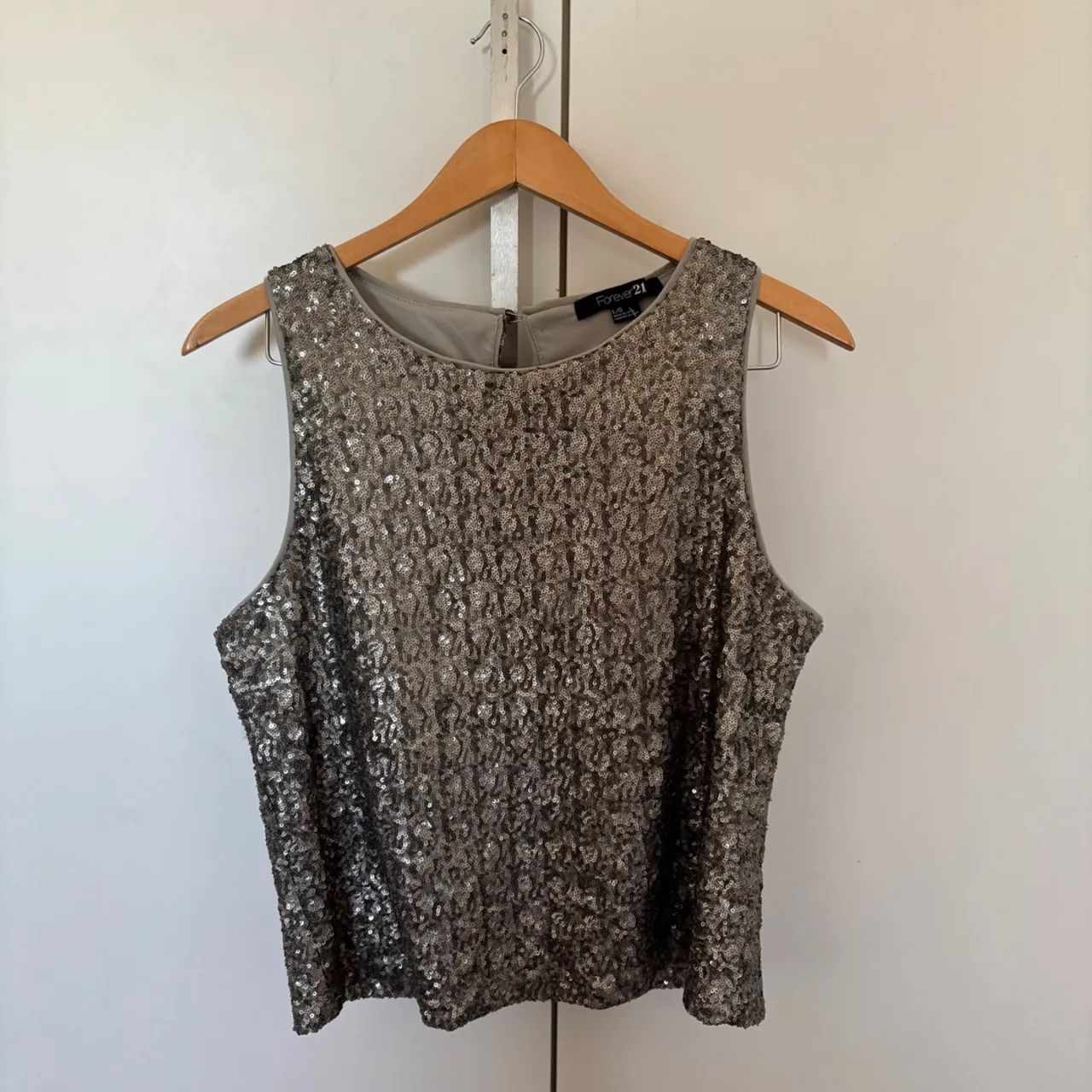 Blusa prateada de paetês Forever 21 - Foto 2