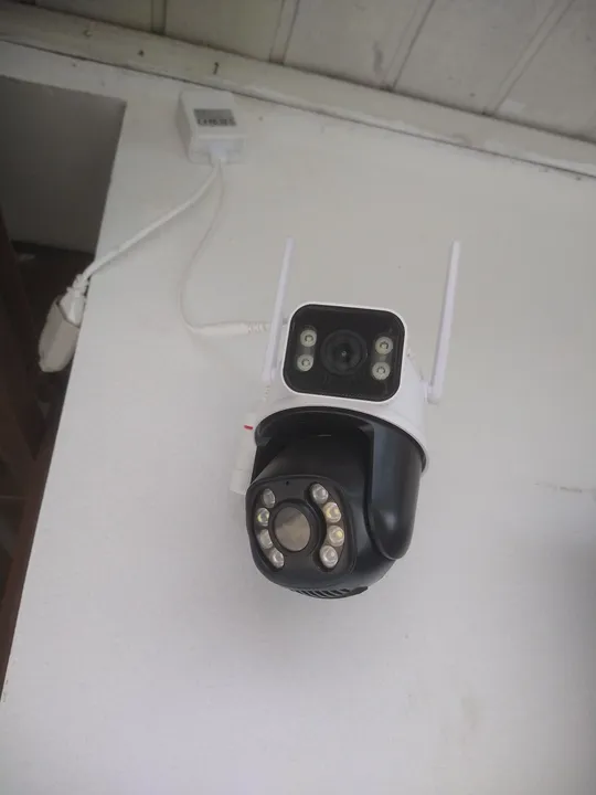 Camera dupla 5G giro 180? Visão Noturna