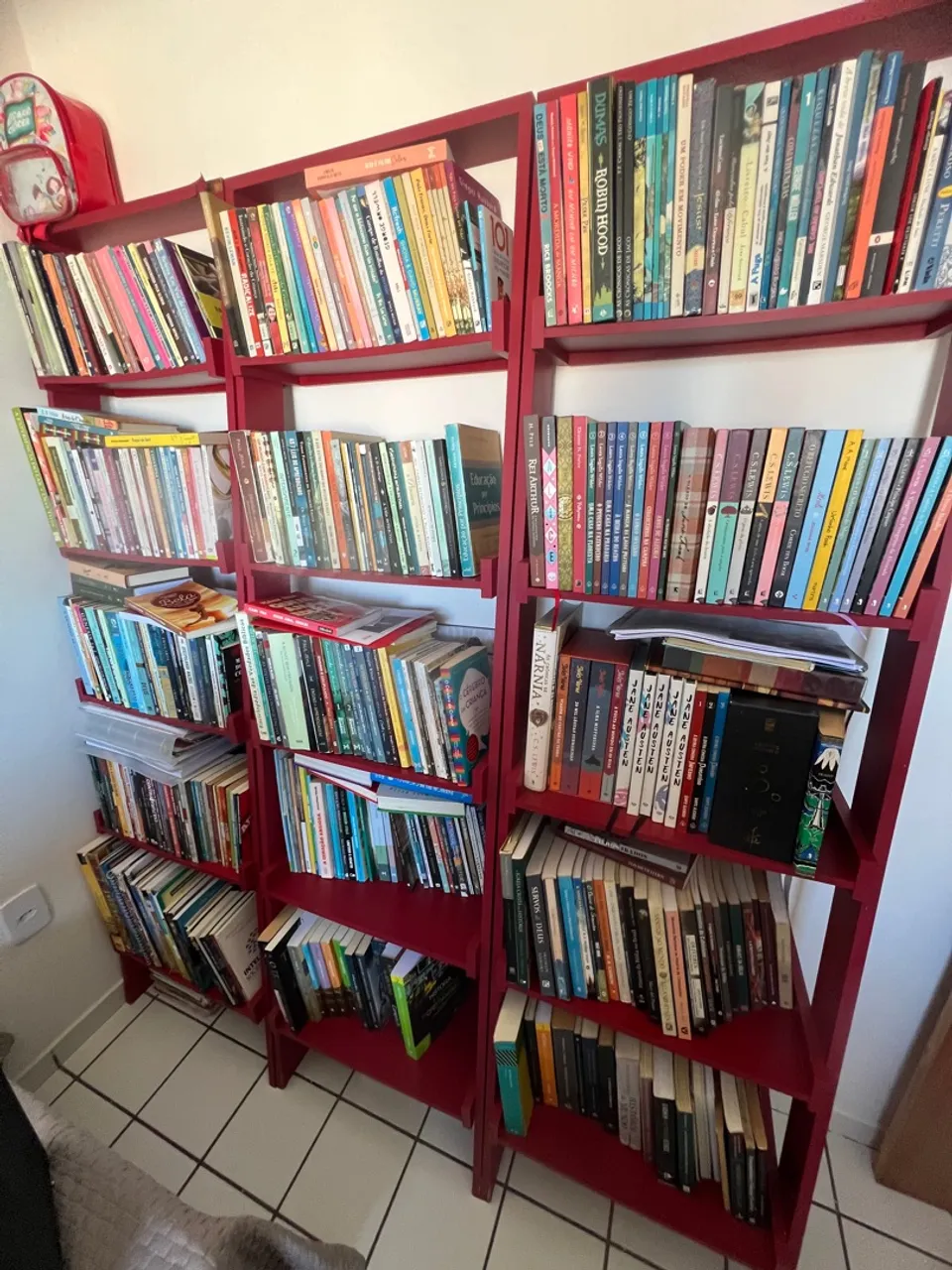Estante de livros