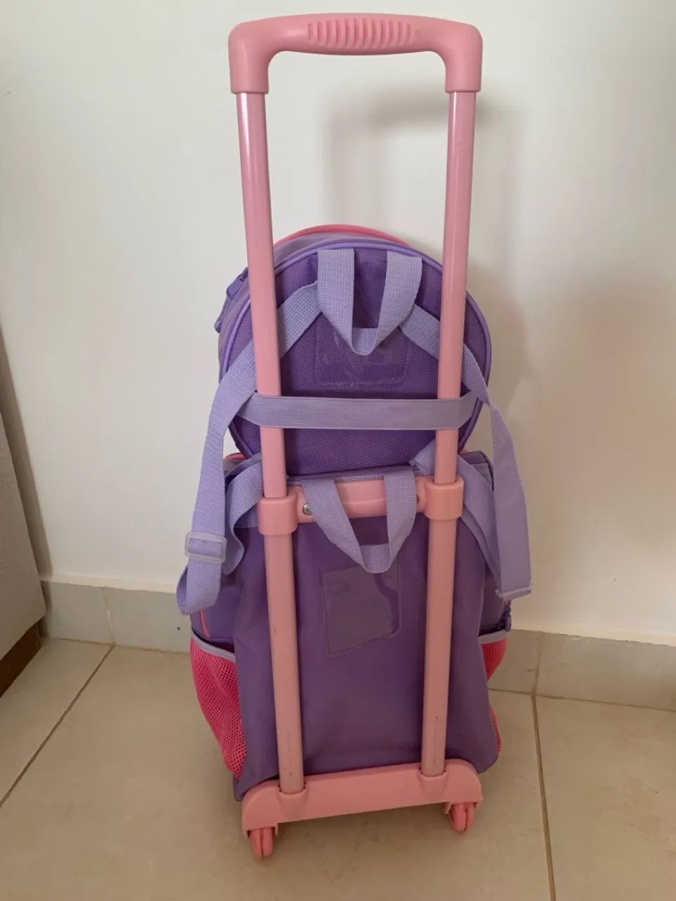 Mochila e lancheira com rodinha sereia sestini  - Foto 3