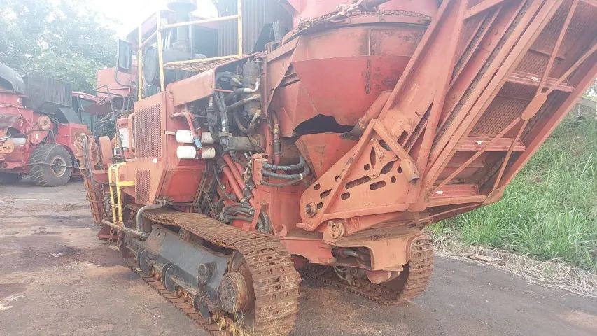 Case 8800 colhedora de cana 2014 motor Iveco Cursor 9 - Foto 4