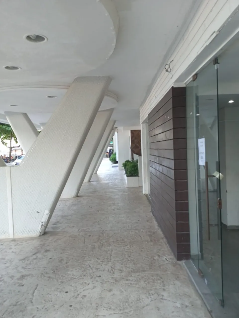 Loja na Av. Atlântica! Frente mar! Centro de Balneário Camboriú!