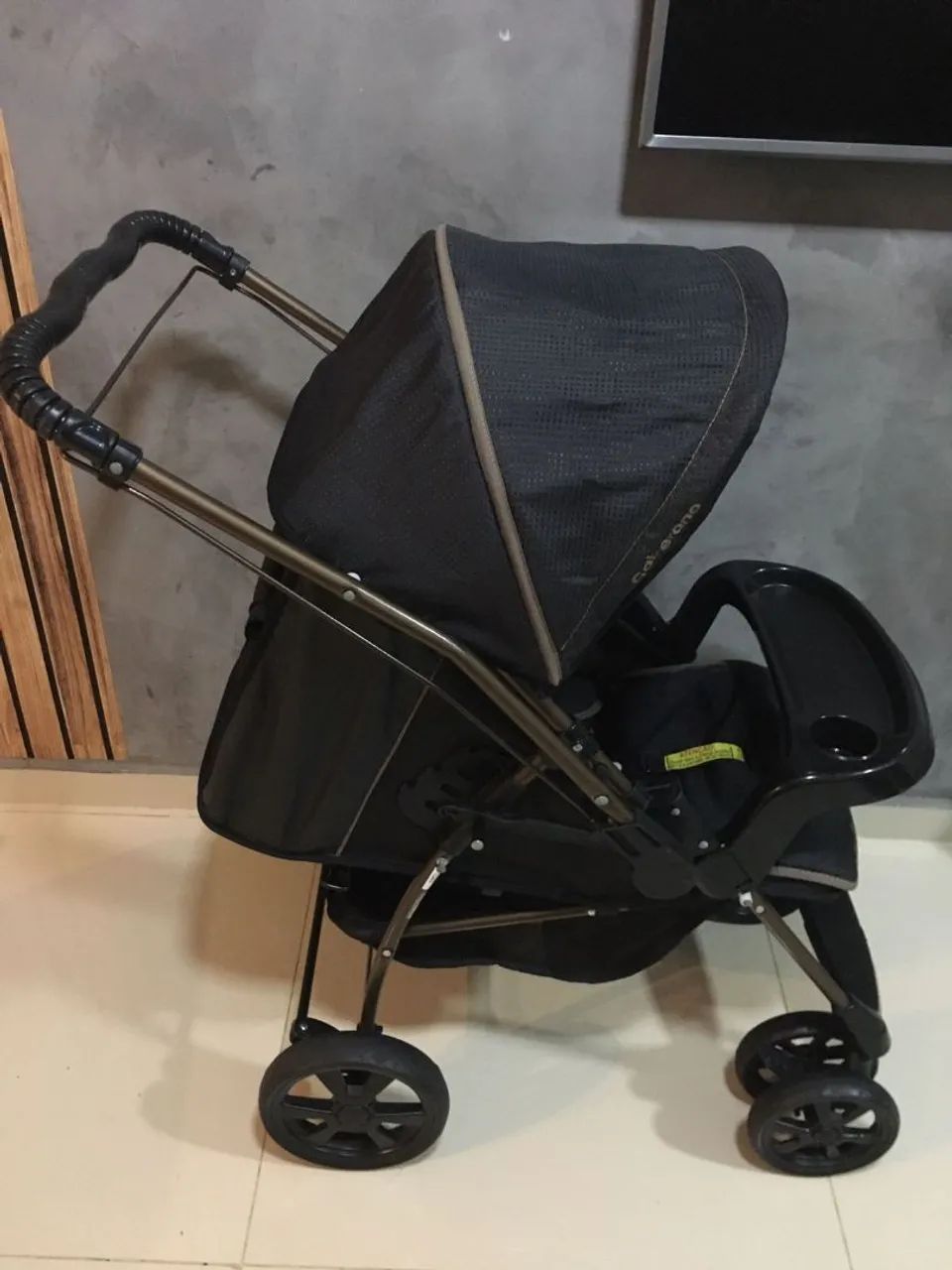 Selling Galzerano reversible baby stroller in copper and black