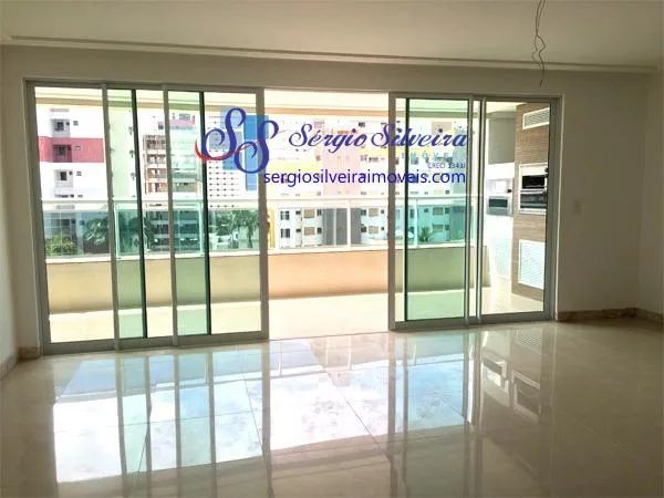 Amplo apartamento no Meireles com 4 suítes - Foto 2