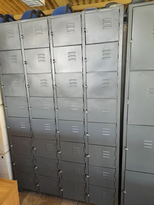 Armário de aço 32 portas - Novo