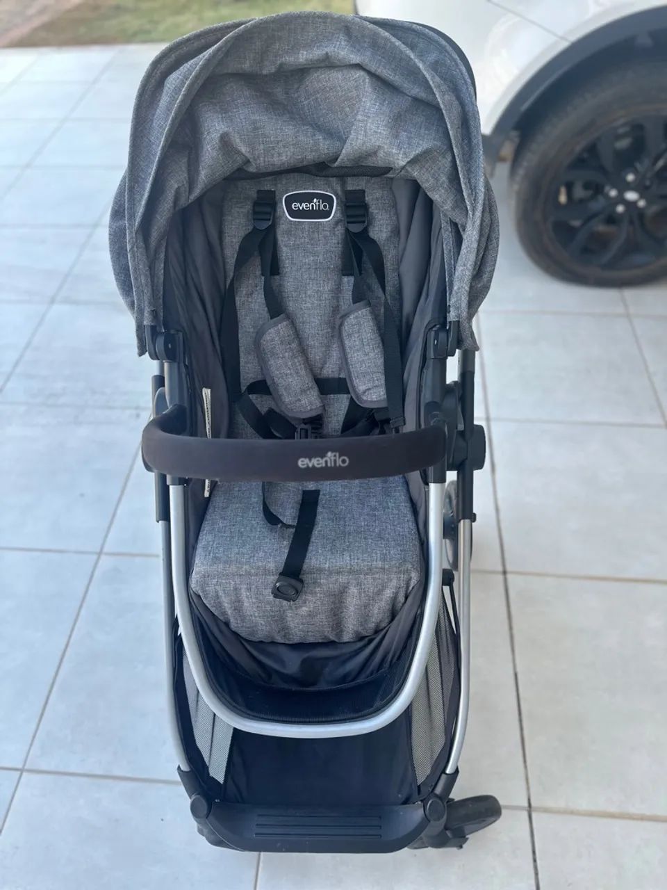 Carrinho de Bebê e Bebê Conforto Evenflo - Foto 2