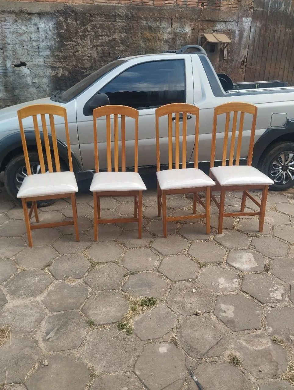 Cadeiras almofadada 