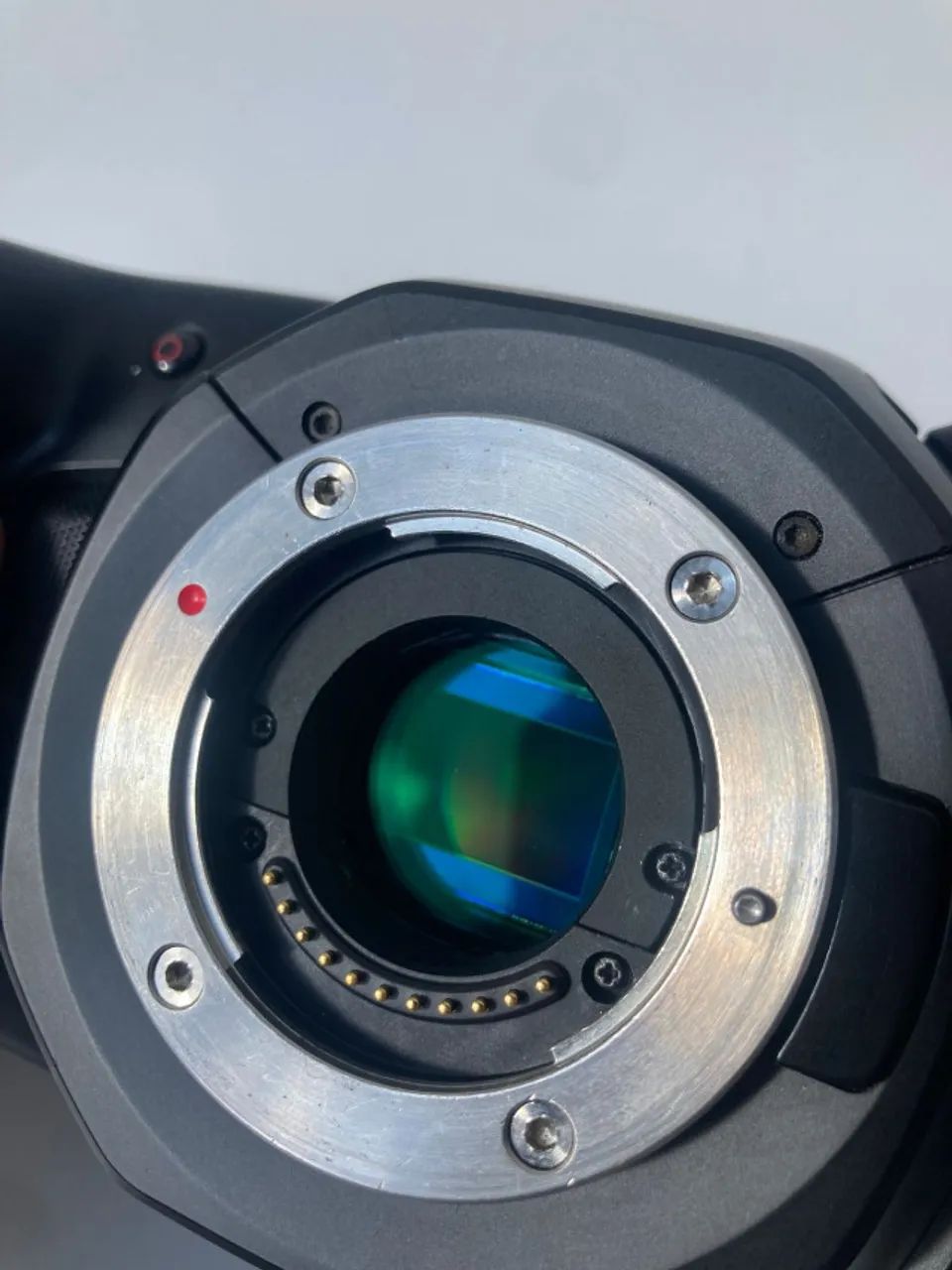 Black Magic 4K + Lente Cine manual + Acessórios + Completa - Foto 3