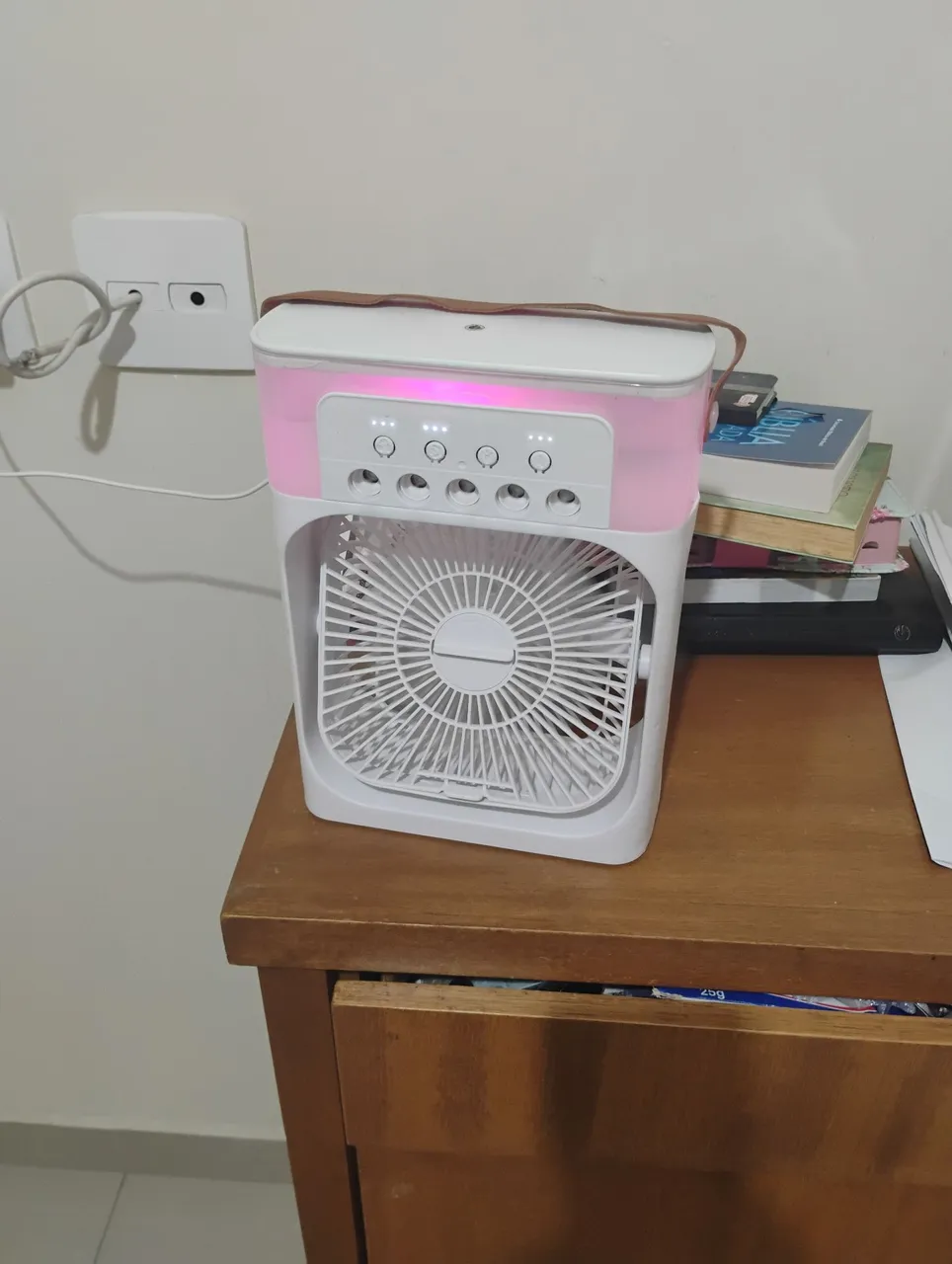 Climatizador de Ar Portátil com Luz LED e Funções