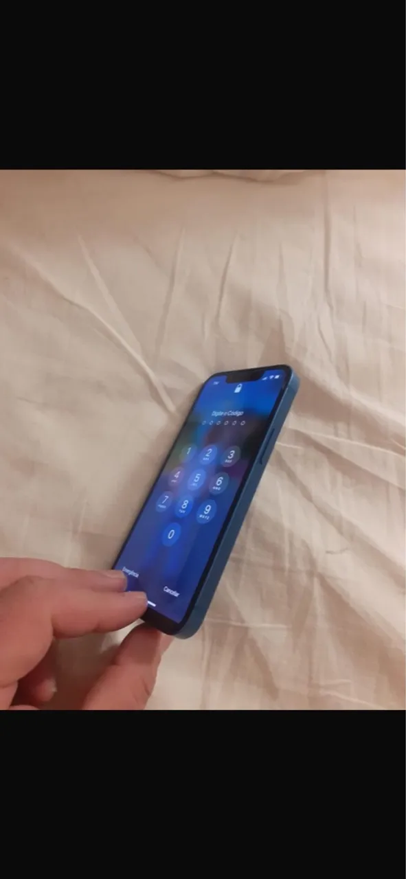 Vendo celular 13 Mini em bom estado de conservação 