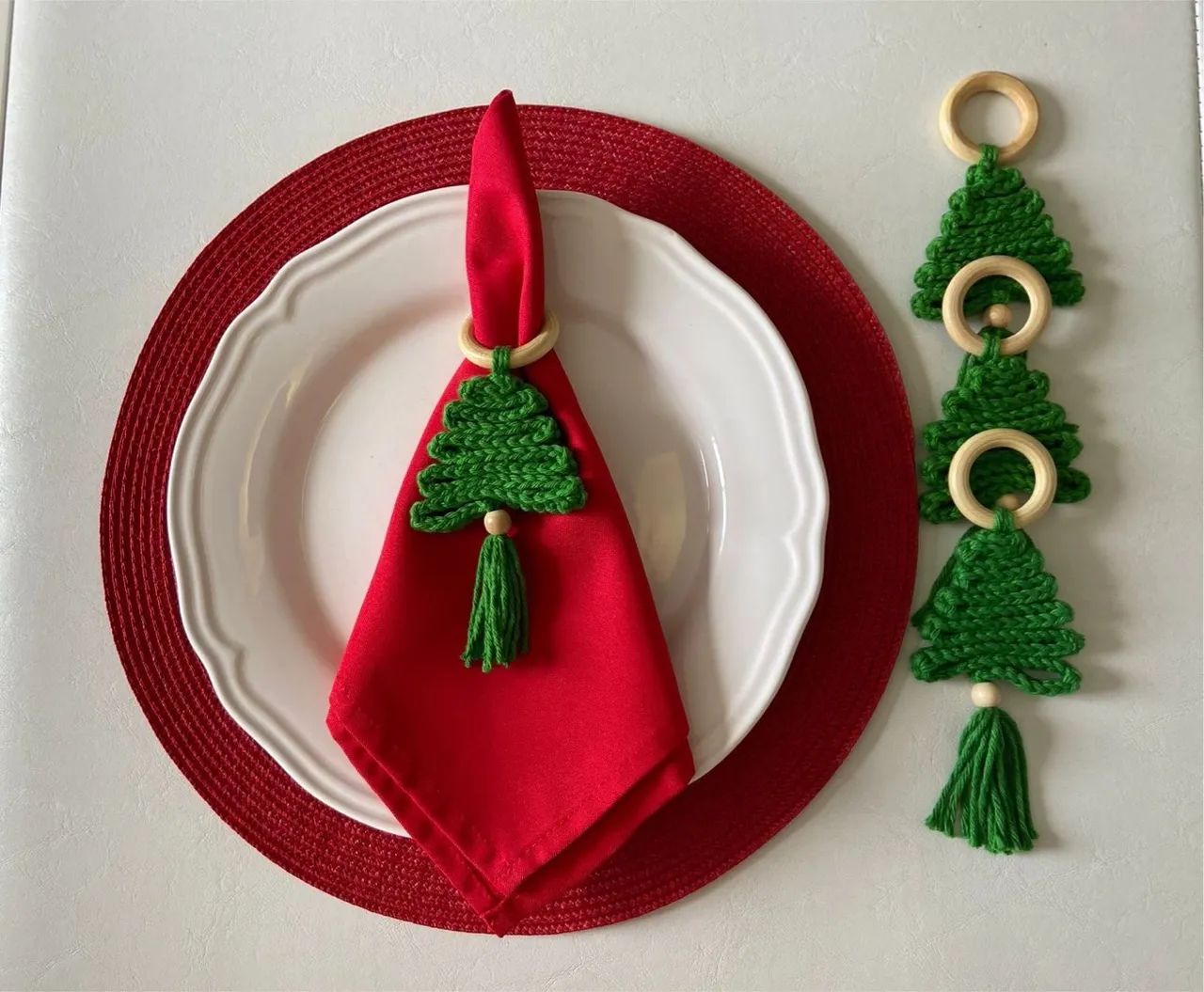 Porta Guardanapo Natalino em crochê - R$10,00 / unidade (pedido mínimo 4 unidades)