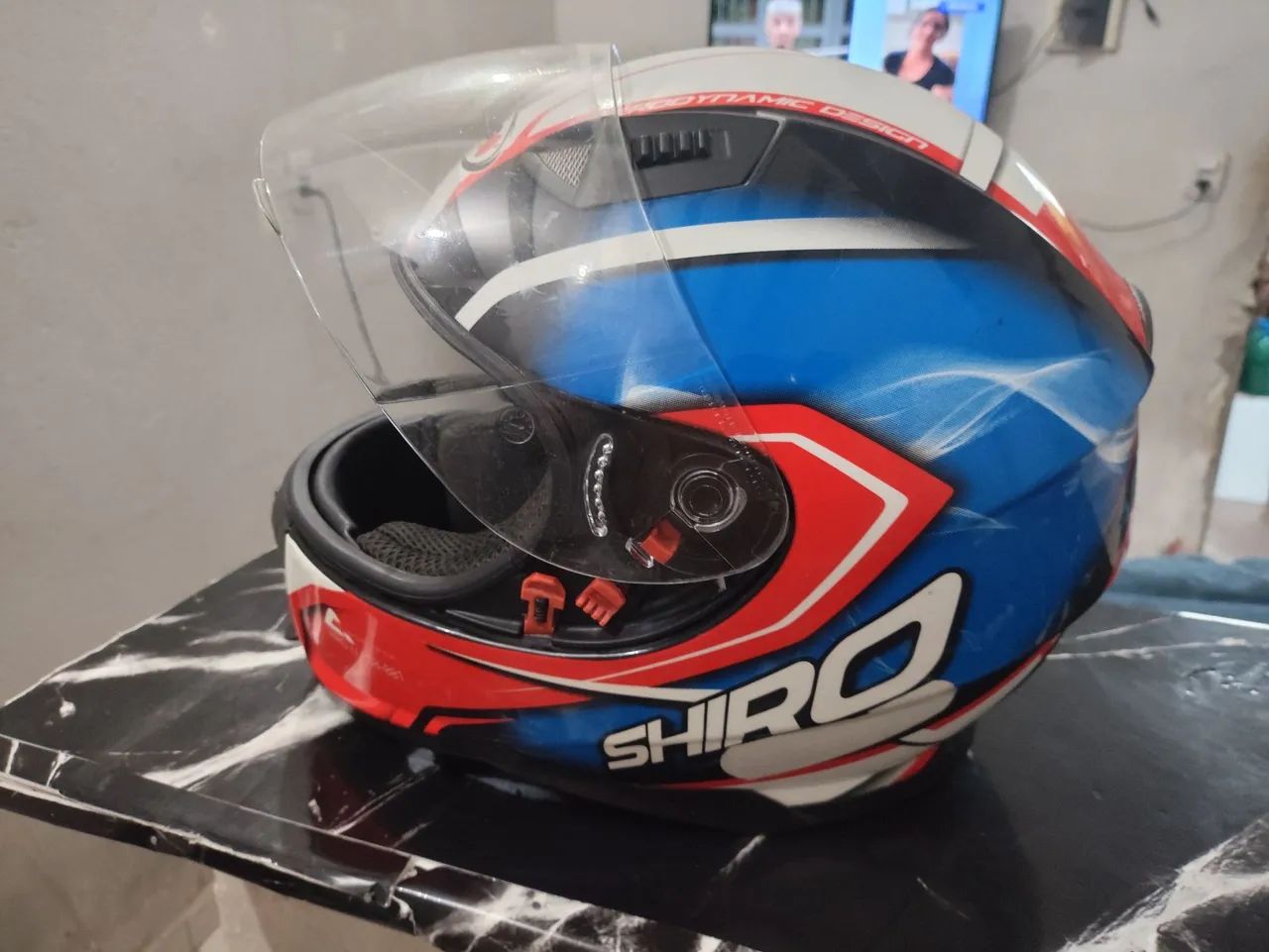 Capacete Shiro - otimo estado de conservação  - Foto 2