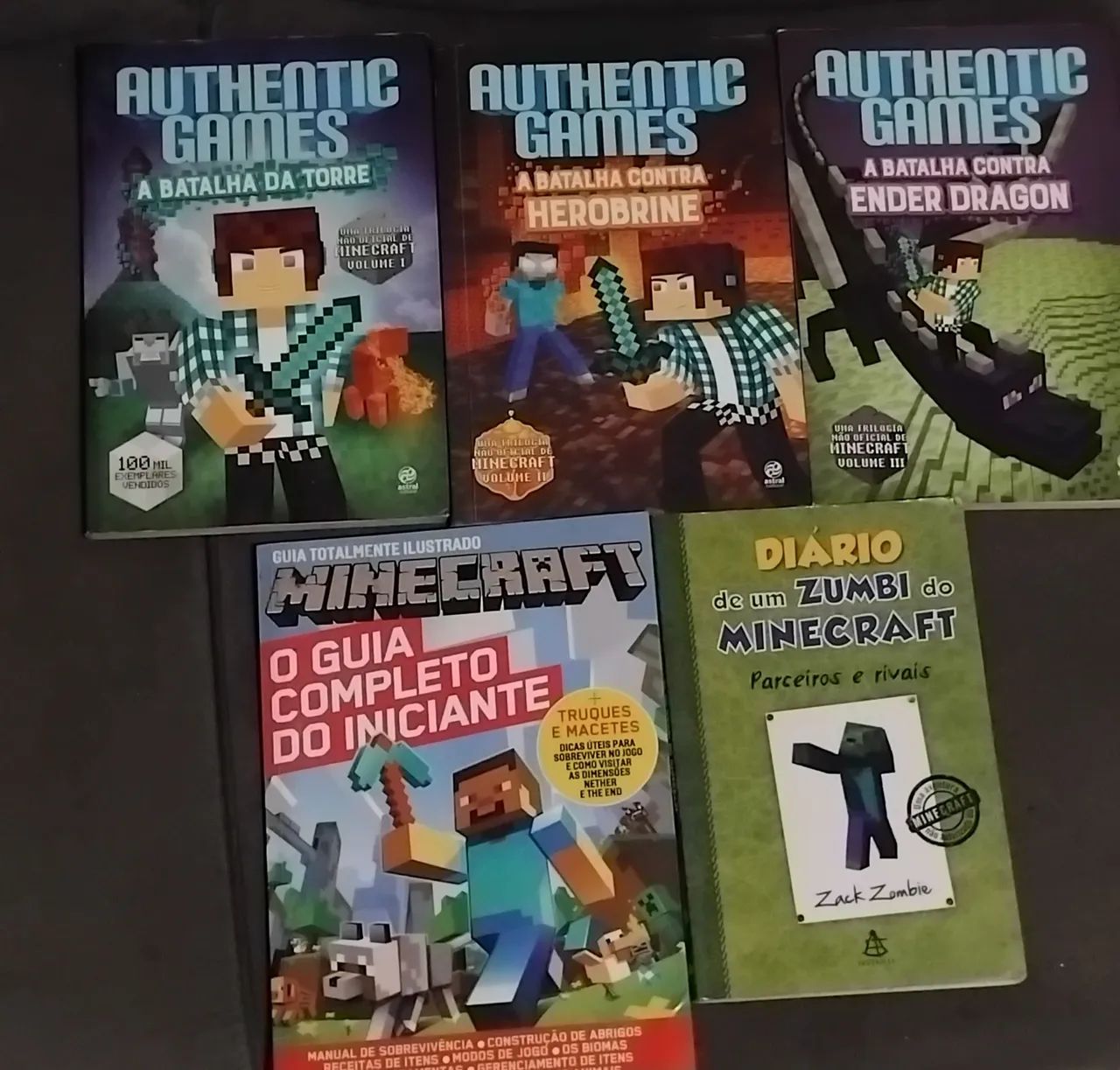 Conjunto 5 Livros infantis de Minecraft Authenticgames 