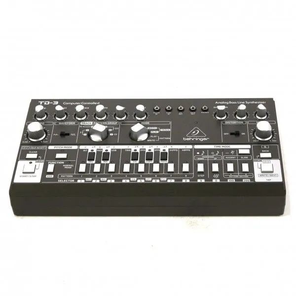 Sintetizador Analógico Behringer TD-3 BK