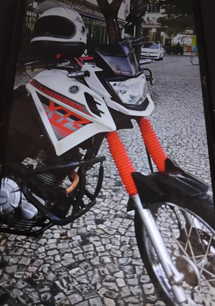 Crosser ED