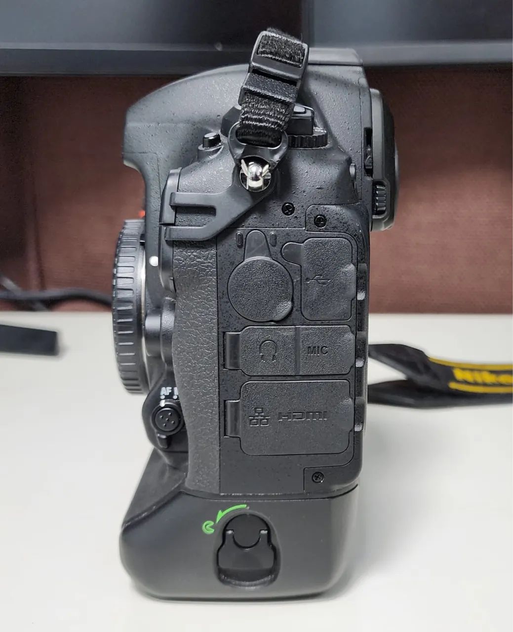 Nikon D5 - Foto 3