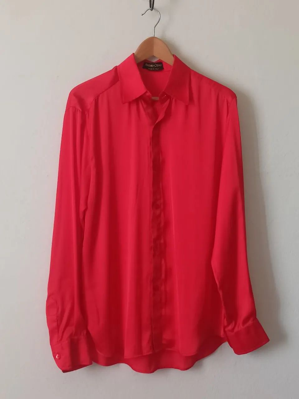 Camisa masculina social seda vermelha mangas longa  - Foto 3